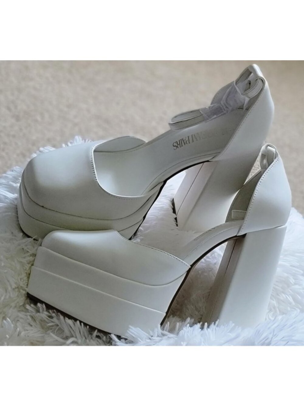 DREAM PAIRS Women's White Closed Toe Heel Ankle Strap High Pump Platform Shoes